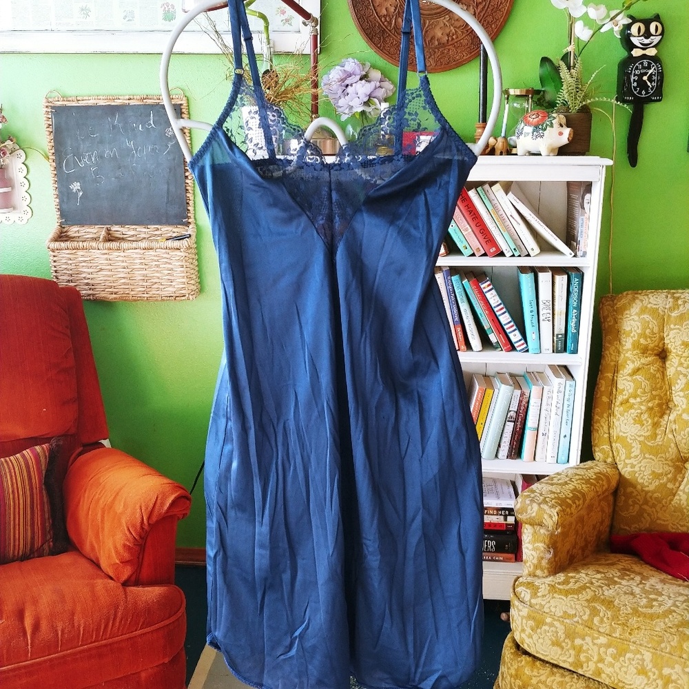 Vintage navy blue slip!